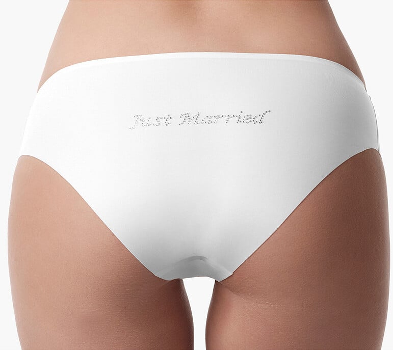 Slip "'Just Married"