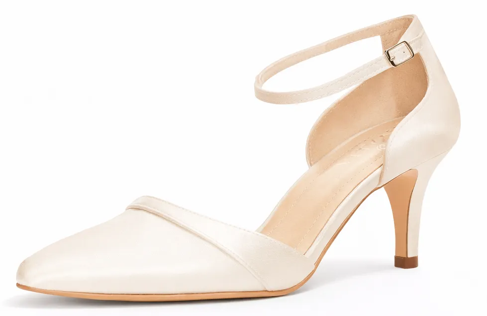 Bekleidung, Schuhwerk, Hoher Absatz, Schuh, Sandale