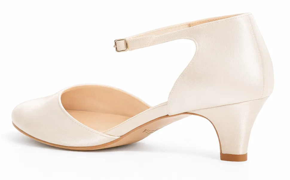 Bekleidung, Schuhwerk, Schuh, Hoher Absatz